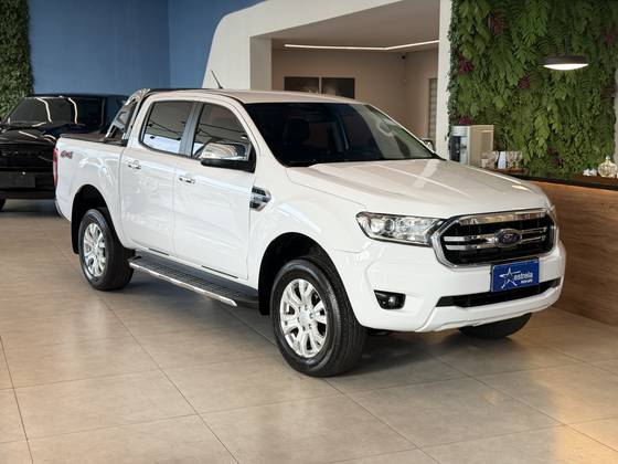 FORD RANGER 3.2 XLT 4X4 CD 20V DIESEL 4P AUTOMÁTICO